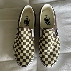 NEW BROWN CHECKERBOARD VANS